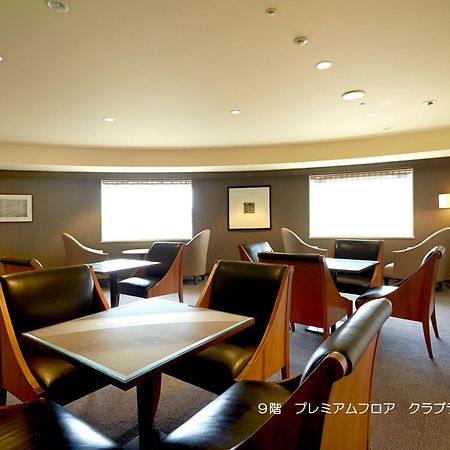 Miyako Hotel Gifu Nagaragawa Buitenkant foto Premium Lounge at Chubu International Airport