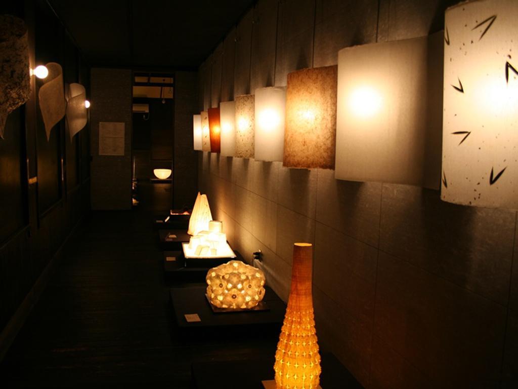 Miyako Hotel Gifu Nagaragawa Buitenkant foto A view of the interior of the gallery