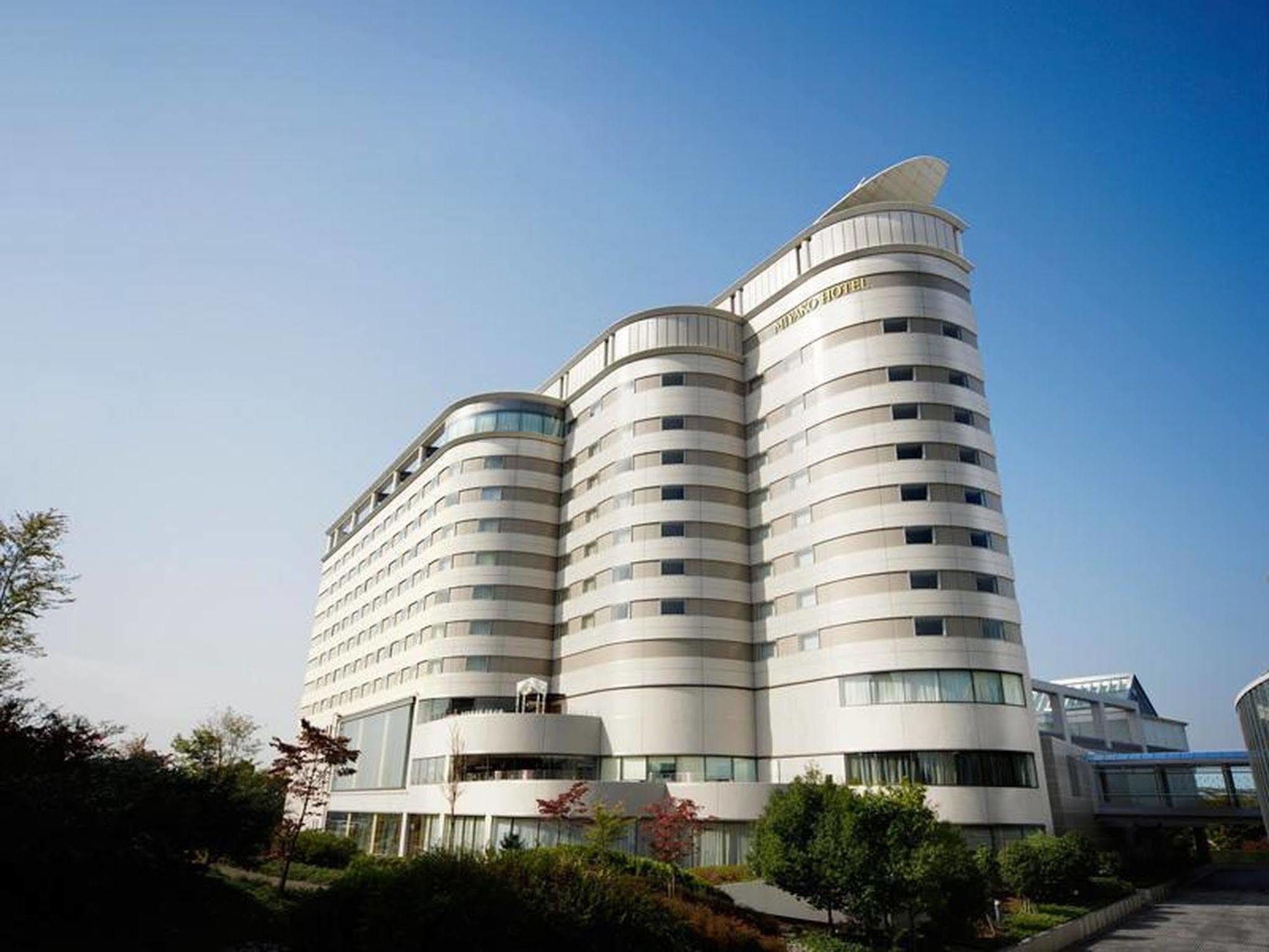 Miyako Hotel Gifu Nagaragawa Buitenkant foto The University Hospital of South Manchester